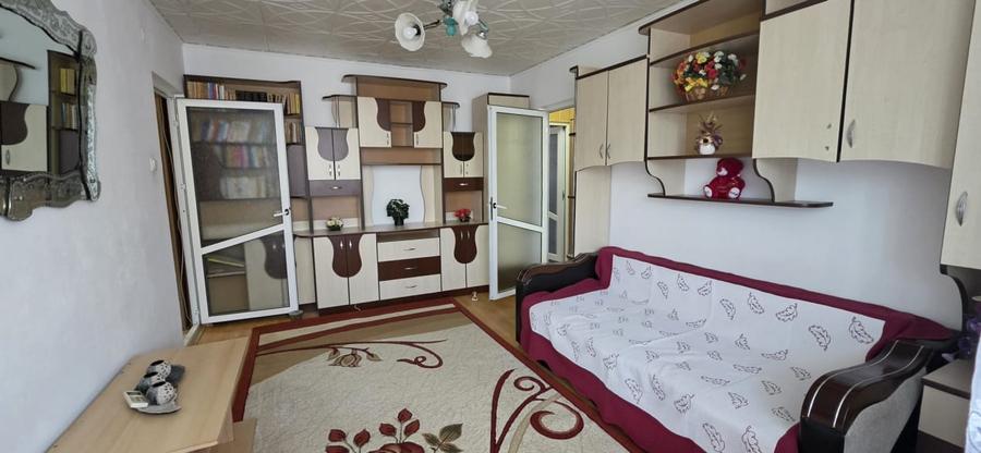 Apartament cu 2 camere semidecomandat, mobilat în E3
