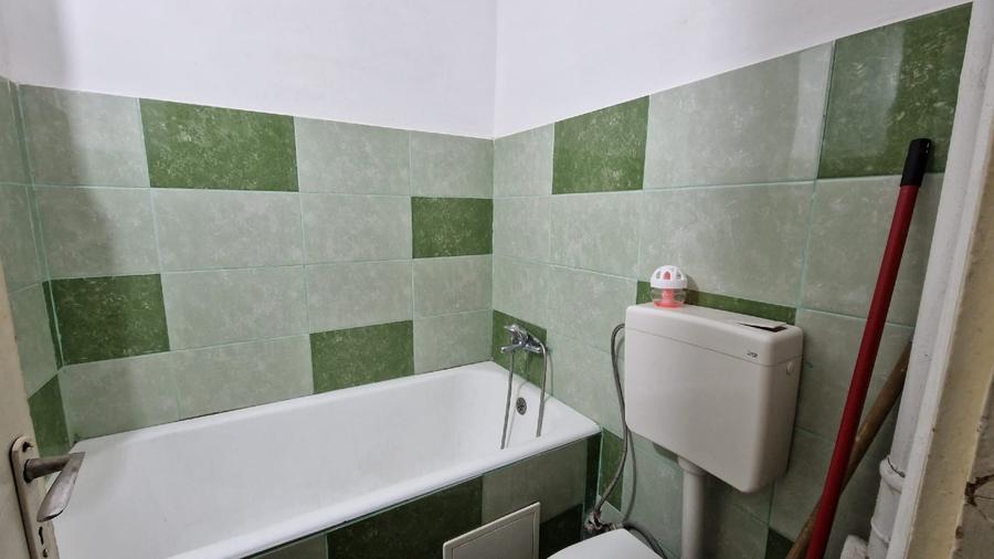 Garsonieră semidecomandată în Mircea cel Bătrân