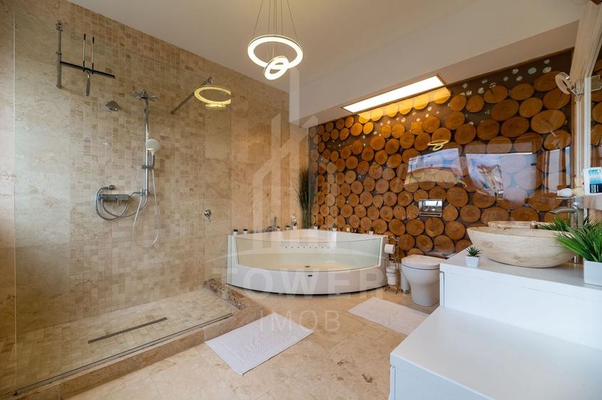 Casă individuală cu 6 camere cu Piscina în Central