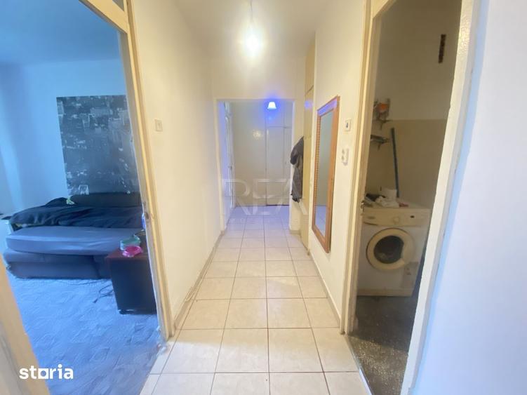 Apartament cu 2 camere decomandat în Rahova