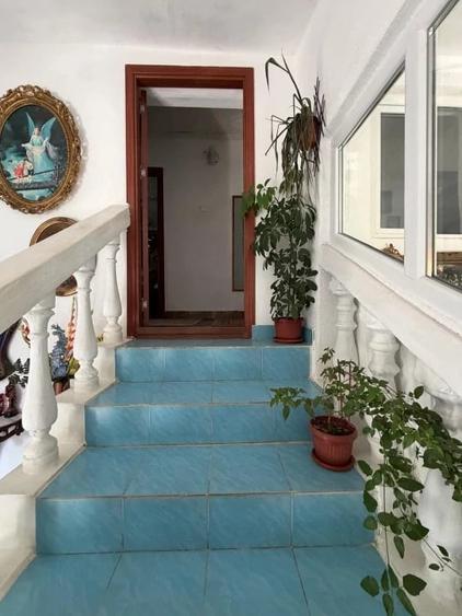 Casă cu 5 camere cu Teren 130 Mp în Lascăr Catargiu