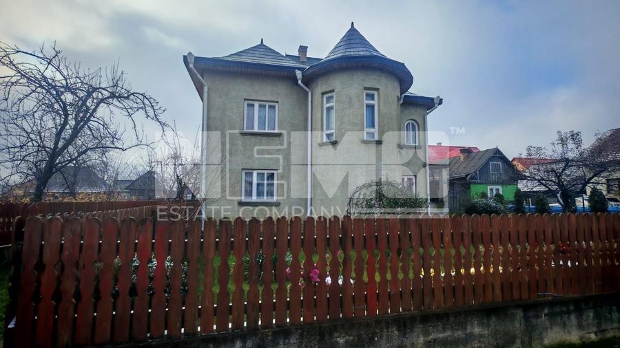 Casă cu 5 camere cu Canalizare în Vicovu de Sus
