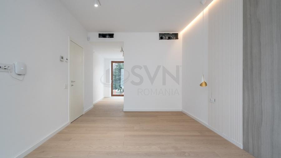 Casă individuală cu 6 camere cu Canalizare în Pipera
