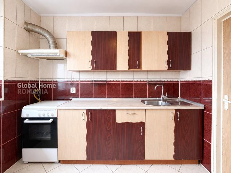 Apartament cu 3 camere semidecomandat, mobilat în Drumul Taberei