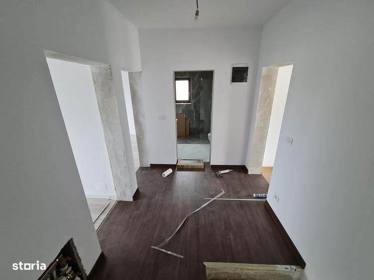 Casă cu 4 camere decomandat în Vladimirescu