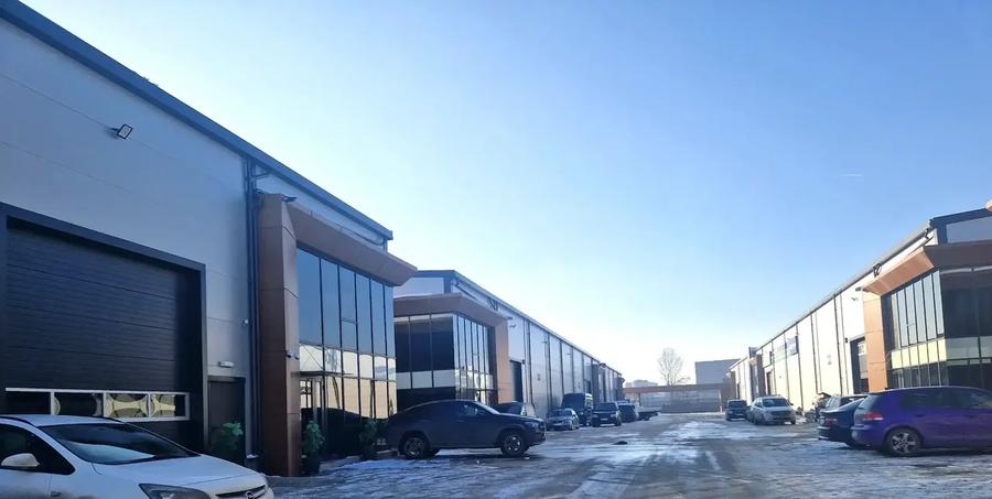 Spațiu industrial, de 574 mp, în Exterior Sud