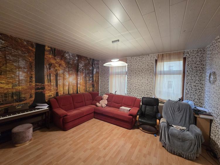 Casă cu 4 camere în Felnac