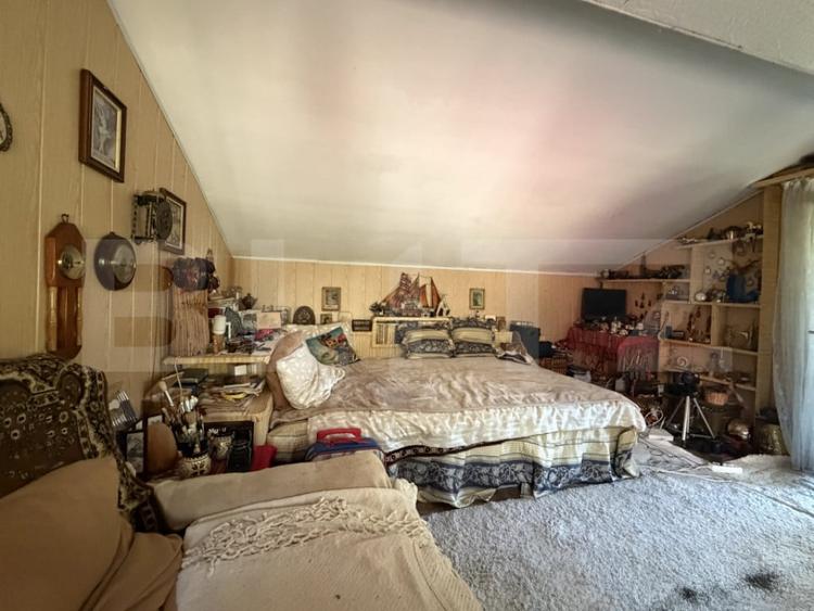 Casă cu 5 camere cu Teren 777 Mp în Breasta