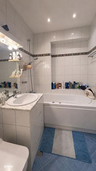 Apartament cu 3 camere în Complex Studențesc