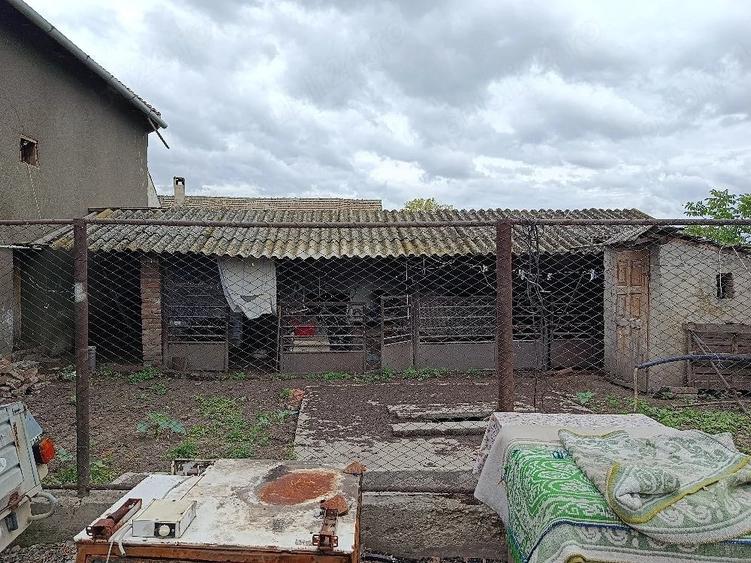 Casa de vanzare - 2