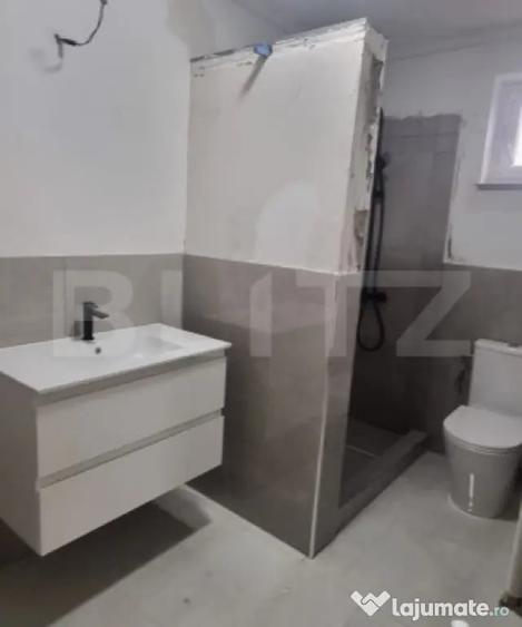 Spațiu comercial, de 1,000 mp, în Central