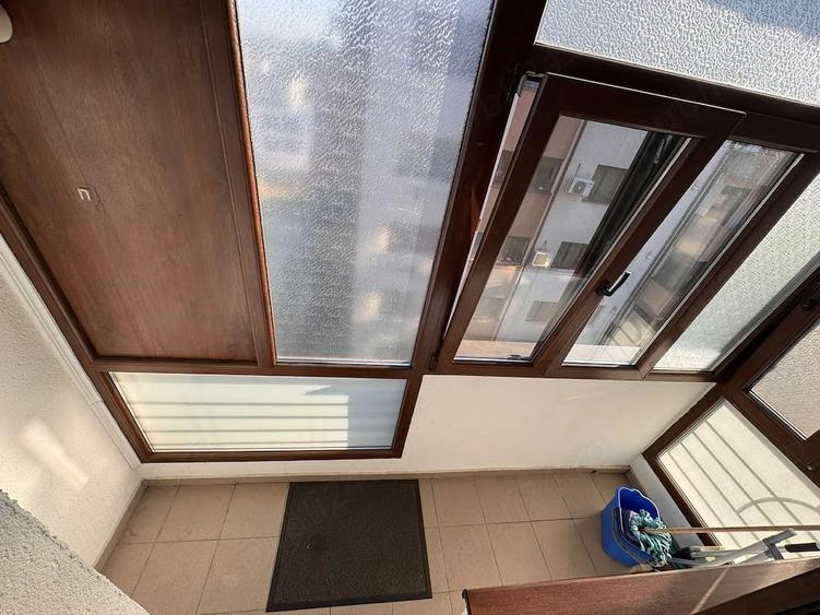Apartament cu 3 camere decomandat în Rahova