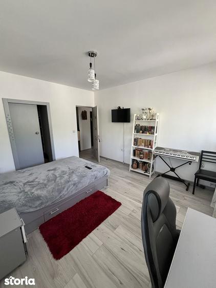 Apartament cu 3 camere în Calea București