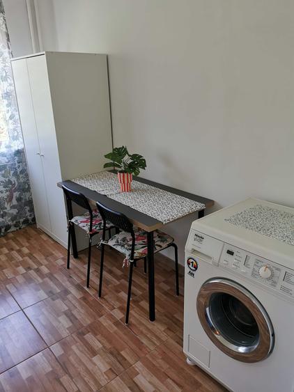 Garsonieră decomandată în Complex Studențesc