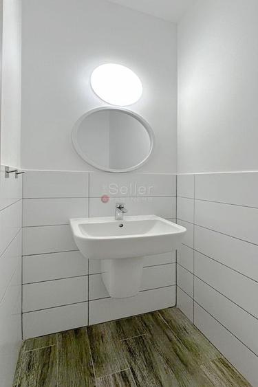 Apartament cu 3 camere decomandat, mobilat în Tractorul