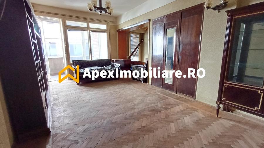 Apartament cu 2 camere semidecomandat în Cișmigiu