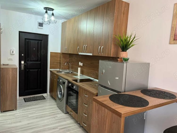 Garsonieră semidecomandată în UTA