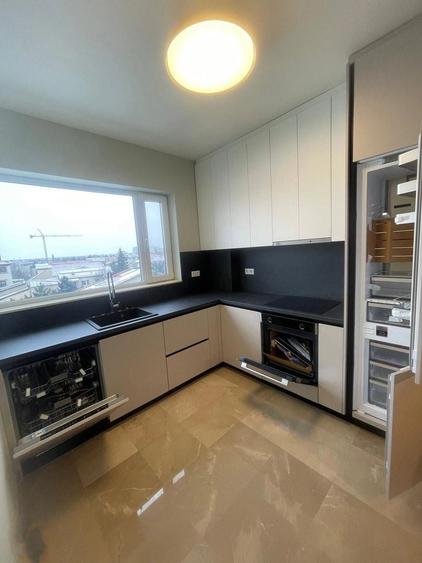 Apartament cu 3 camere, mobilat în Dămăroaia