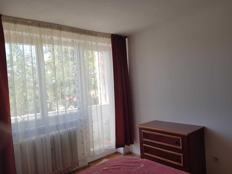 Inchiriez apartament 2 camere - 5