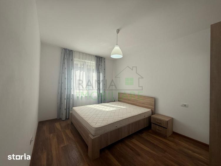 Apartament cu 3 camere decomandat, mobilat în Tractorul