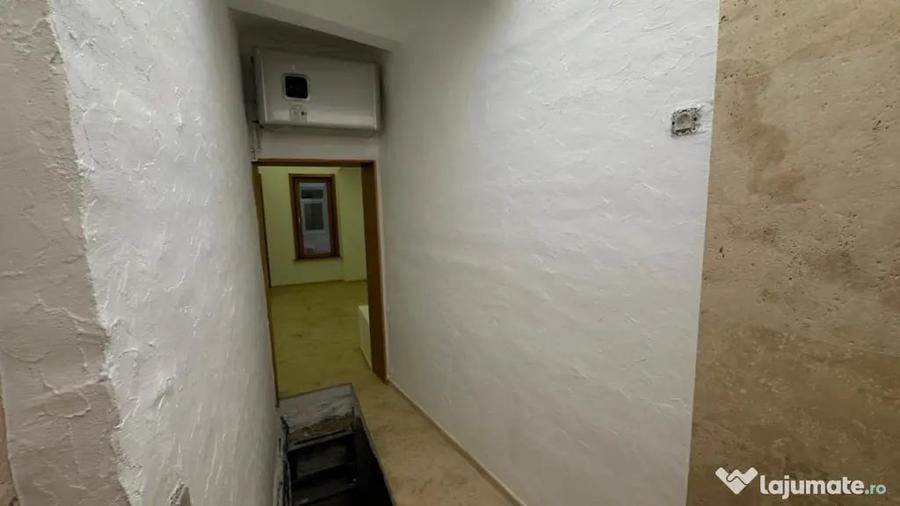 Apartament cu 2 camere nedecomandat în Ultracentral