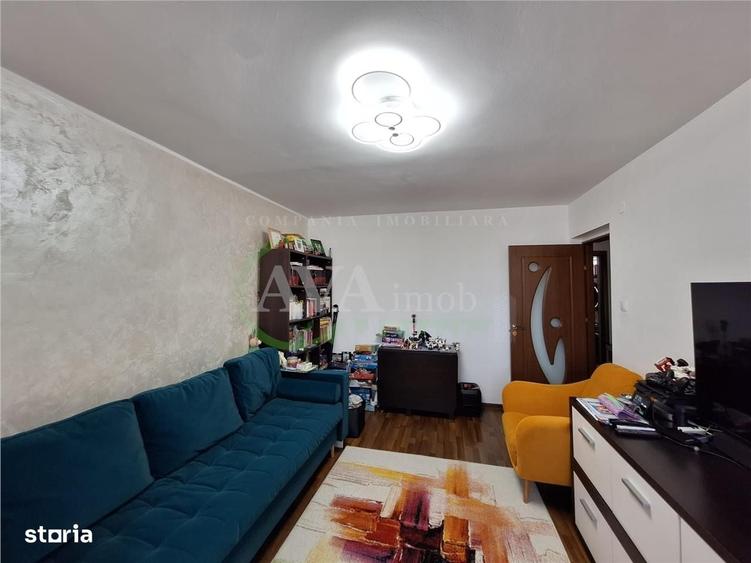 Apartament cu 3 camere decomandat în Central