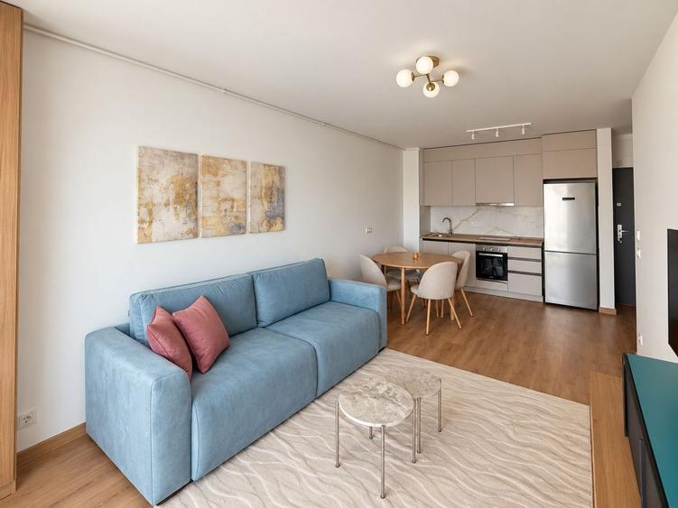 Apartament cu 2 camere decomandat, mobilat în UTA
