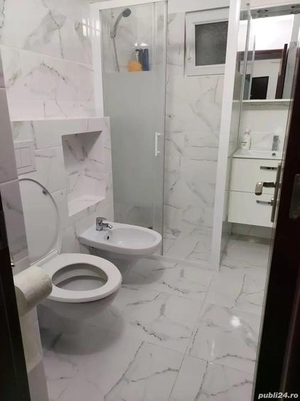 Apartament cu 2 camere decomandat în Nicolina