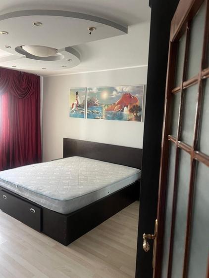 Apartament cu 2 camere decomandat în Piața Centrală