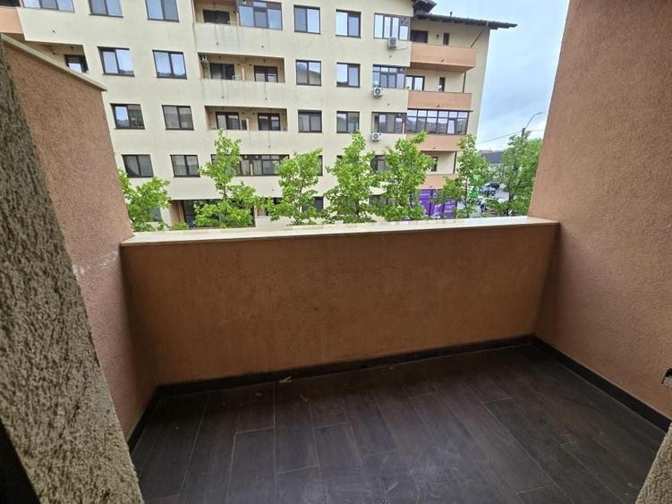 Apartament cu 2 camere semidecomandat, mobilat în Serele Vișoianu