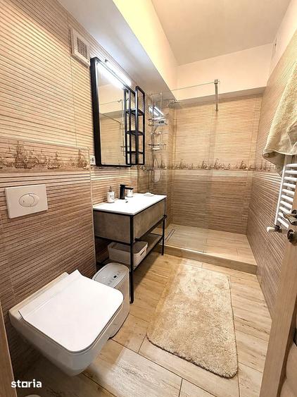 Apartament cu 4 camere în Centrul Civic