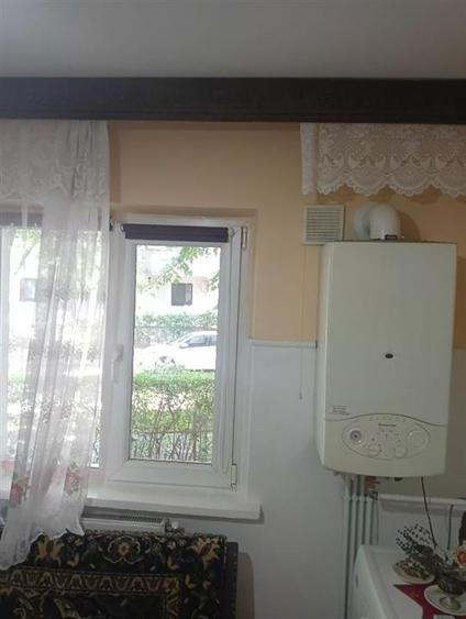 Apartament cu 2 camere decomandat în Nicolina