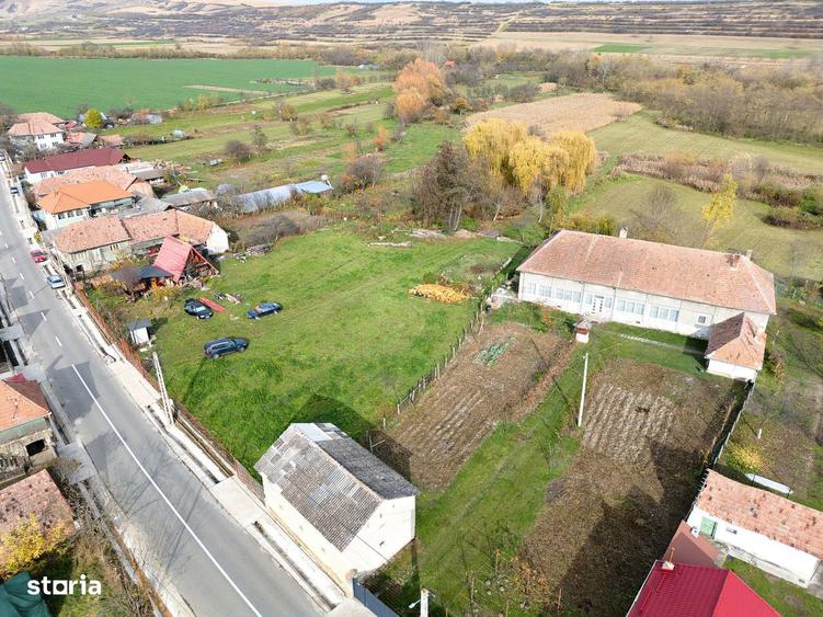 Teren de 35102 mp, în Galda de Jos