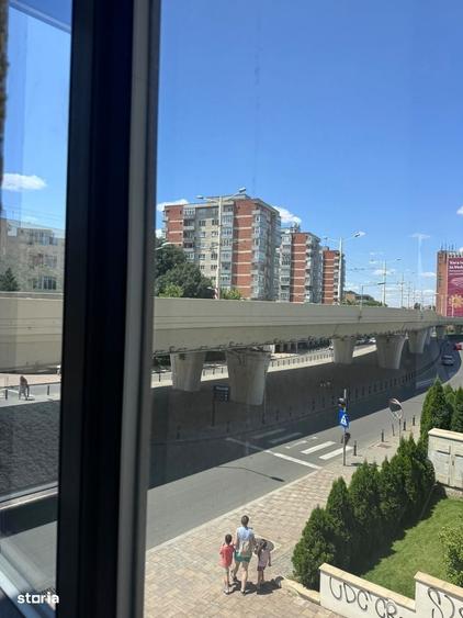 Spațiu comercial, de 200 mp, în Ultracentral
