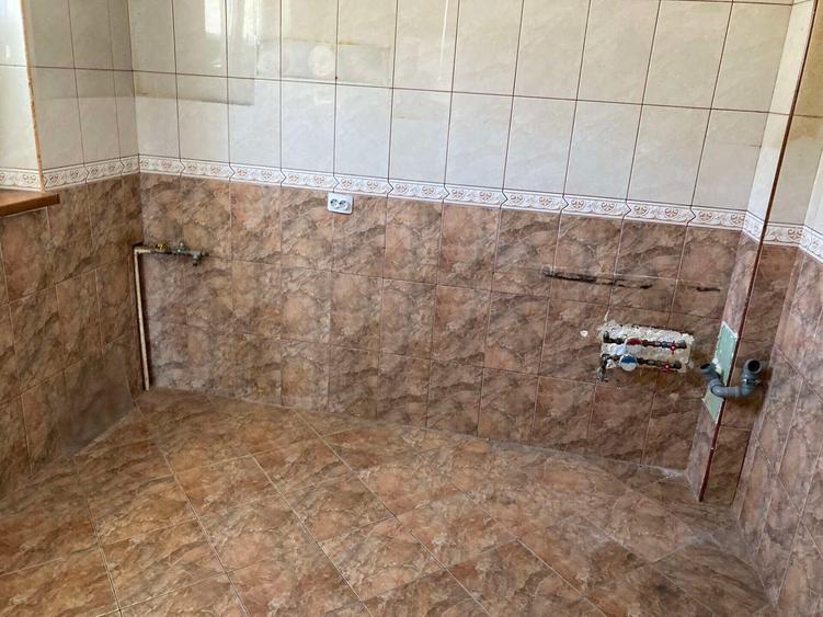 Apartament cu 2 camere semidecomandat în Obor