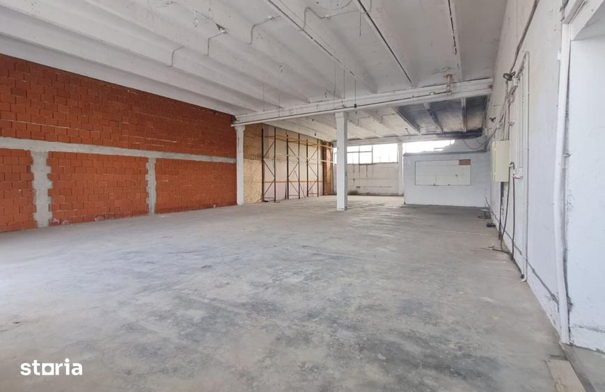Spațiu comercial, de 470 mp, în Vest