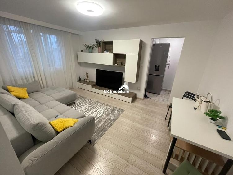 Apartament cu 3 camere semidecomandat în Eroii Revoluției