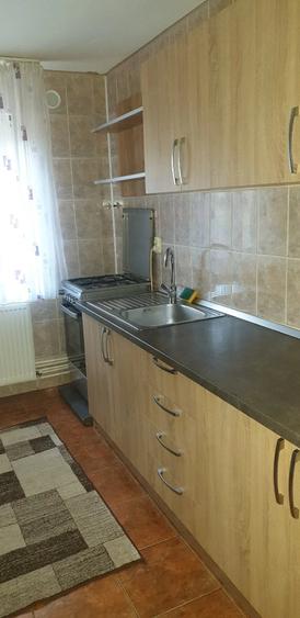 Apartament cu 2 camere decomandat în Traian