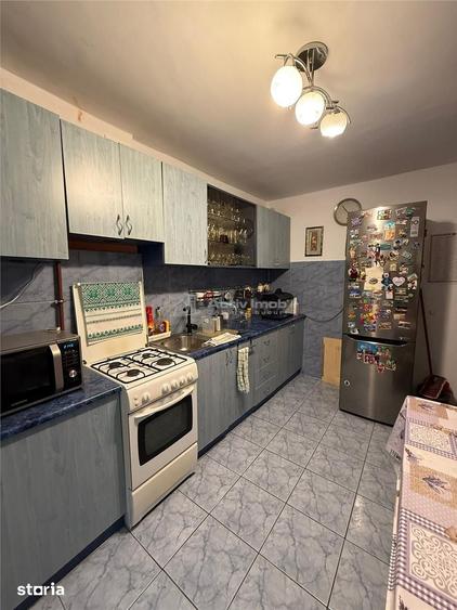 Apartament cu 3 camere în Aradul Nou