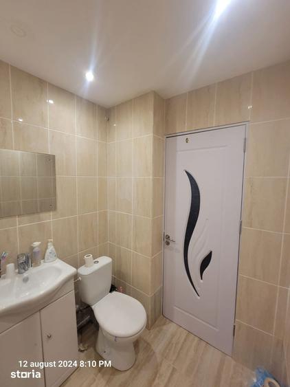 Apartament cu 3 camere decomandat în Micro 3