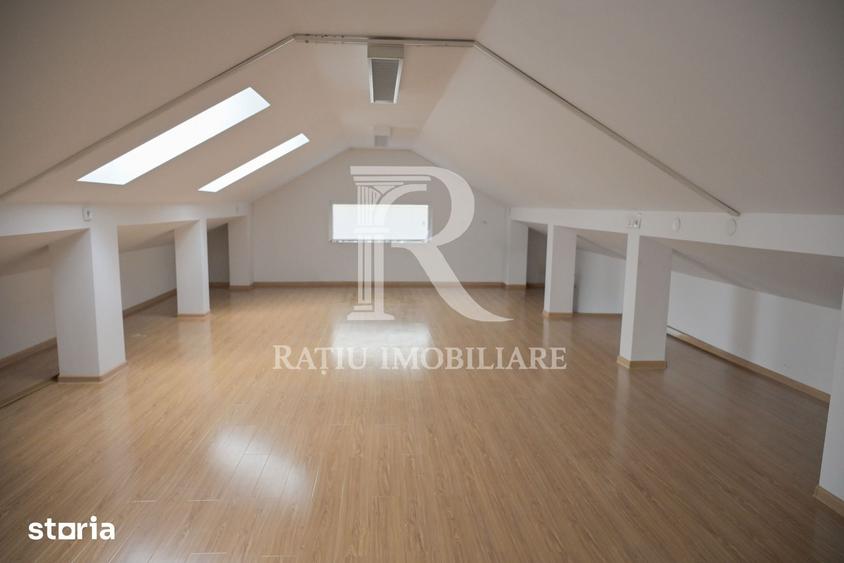 Spațiu comercial, de 146 mp, în Sânmartin