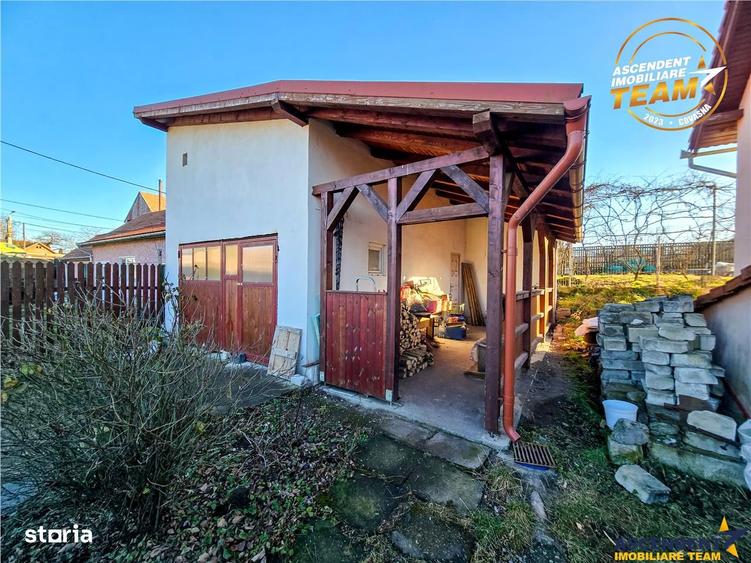 Pretabila si pentru 2familii:Vila duplex, Chilieni, Sfantu Gheorghe,6 - 3