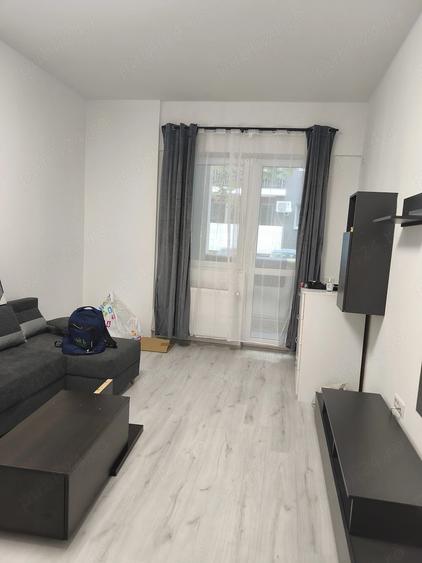 Apartament cu 2 camere decomandat în Metalurgiei