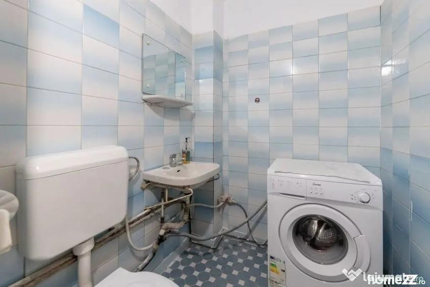 Apartament cu 3 camere decomandat în Găvana