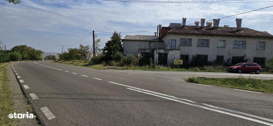Casă cu 4 camere în Cucorăni