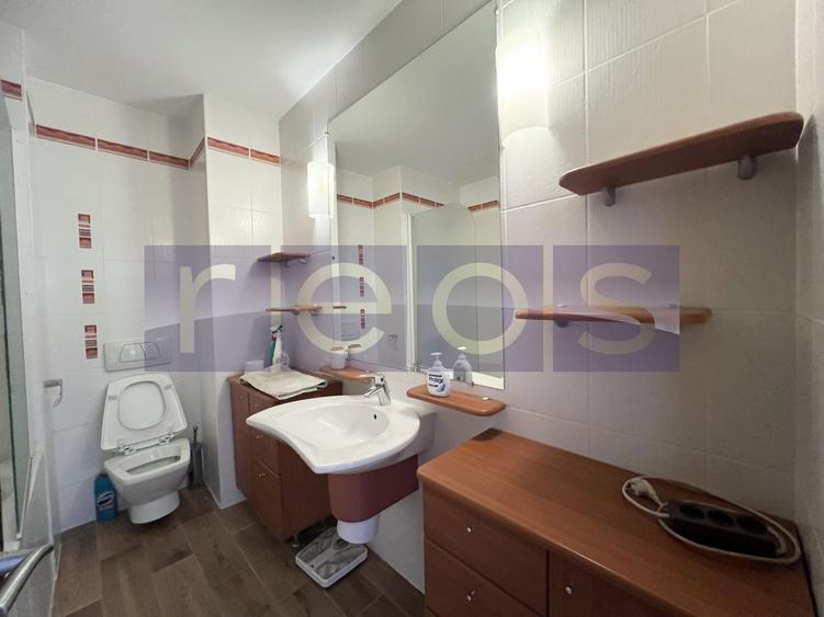 Apartament cu 3 camere semidecomandat în Primăverii