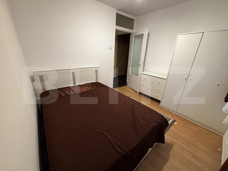 Apartament cu 3 camere decomandat, mobilat în Aradului