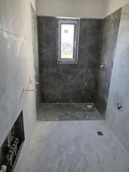 Garsonieră decomandată în Baza 3