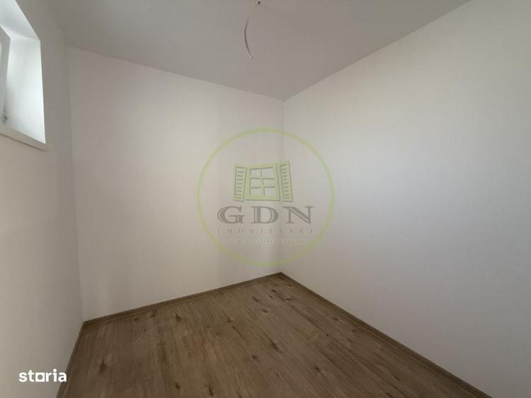 Casă cu 4 camere cu Teren 500 Mp în Central