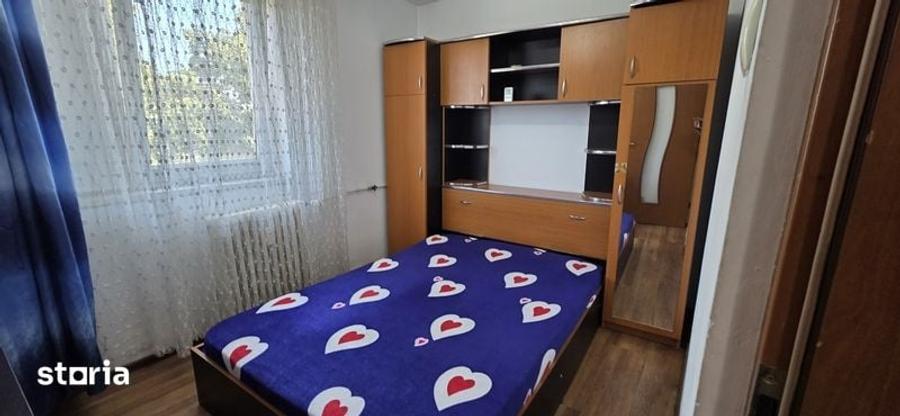 Inchiriez apartament 3 camere - 2